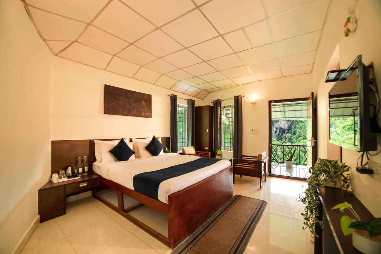 Golden Fern Resort Kanthalloor Ngoại thất bức ảnh