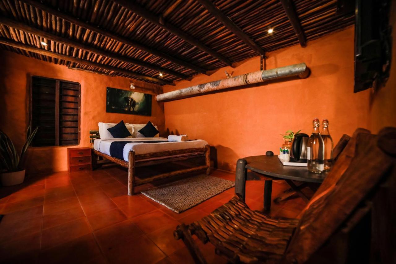 Golden Fern Resort Kanthalloor Ngoại thất bức ảnh
