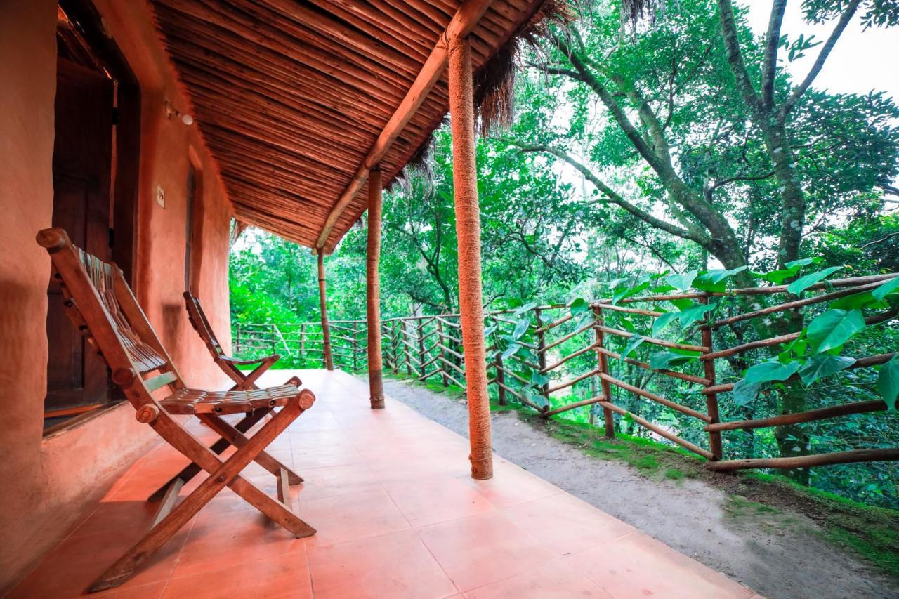 Golden Fern Resort Kanthalloor Ngoại thất bức ảnh