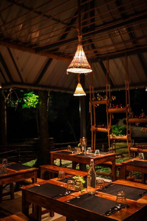 Golden Fern Resort Kanthalloor Ngoại thất bức ảnh